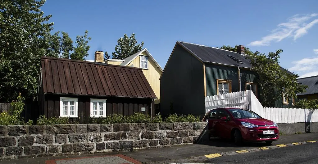 Vaktahouse-1